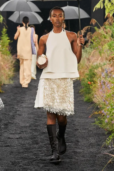 Look 62